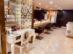 -SOLO Hair Salon
