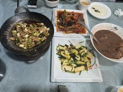 -宣威年猪饭·二十年云南家常菜·特色小炒肉(金碧店)