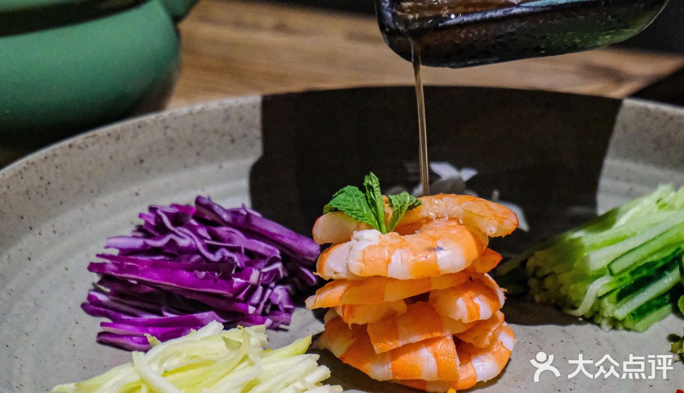 钟村工厂「来回Kitchen」吃融合菜感受逃离城市计划‼️