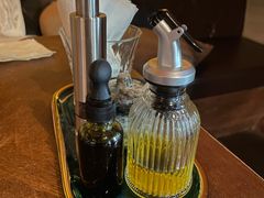 -斯普汇生蚝牛排馆(中骏世界城店)