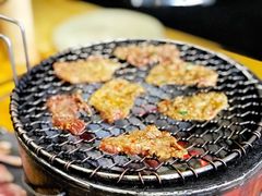 -炙忧烤肉屋(中国铁建广场店)