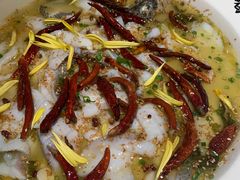 -江渔儿酸菜鱼·拔草餐厅(虎门君乐汇店)