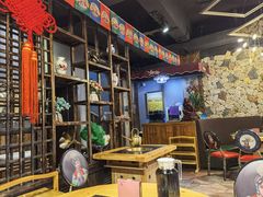 大堂-顶顶汤火牛排火锅·经典铜锅涮肉