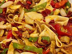 -牧场烧烤餐饮广场