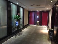 -山明水秀大饭店