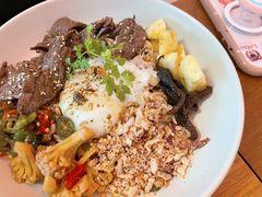 牛肉菌菇拌饭-Blac+Blac(中海环宇荟店)