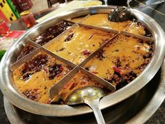 -邓莽子老火锅(中兴路总店)
