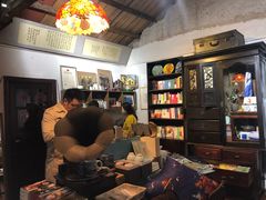 -荒岛书店(黄县路店)