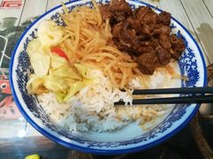 -云姐老南昌啤酒鸭拌粉(名门世家店)