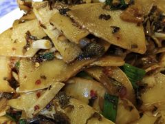 梅干菜炒酸笋-天怡·鱼工厂(临江店)
