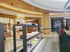 -BALENCIAGA(恒隆广场店)