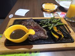 图文巴厚切牛排-豪客来牛排(空港华联店)
