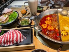 -湊湊火锅·茶憩(杭州湖滨银泰in77店)