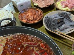 -黄潇洒老火锅(九眼桥宏济巷店)