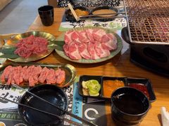 -合易泓烤肉·海肠捞饭(火车站店)