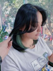 -诗悦发型SALON·圣罗兰店