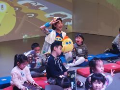 -小鸡哆哆故事屋·儿童乐园(嘉里城店)