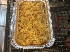 酸菜-马路牙子烧烤音乐酒馆(望京店)