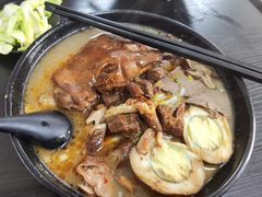 -花溪巷牛肉粉(泉城路店)