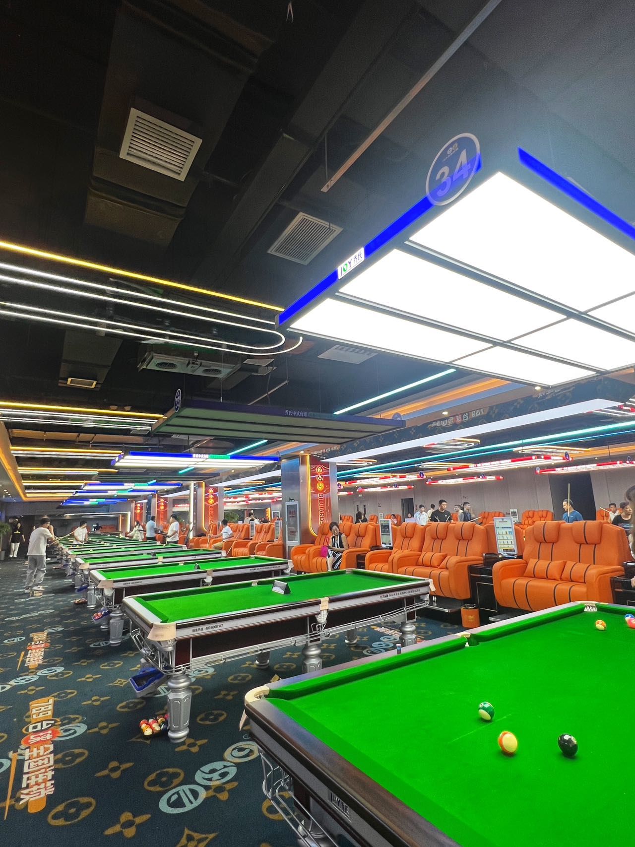 北京最顶配豪华装修台球厅值得反复来!