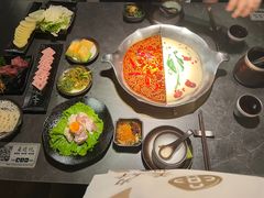 -湊湊火锅·茶憩(杭州湖滨银泰in77店)