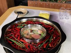 -正贰捌经重庆老火锅(建设路店)