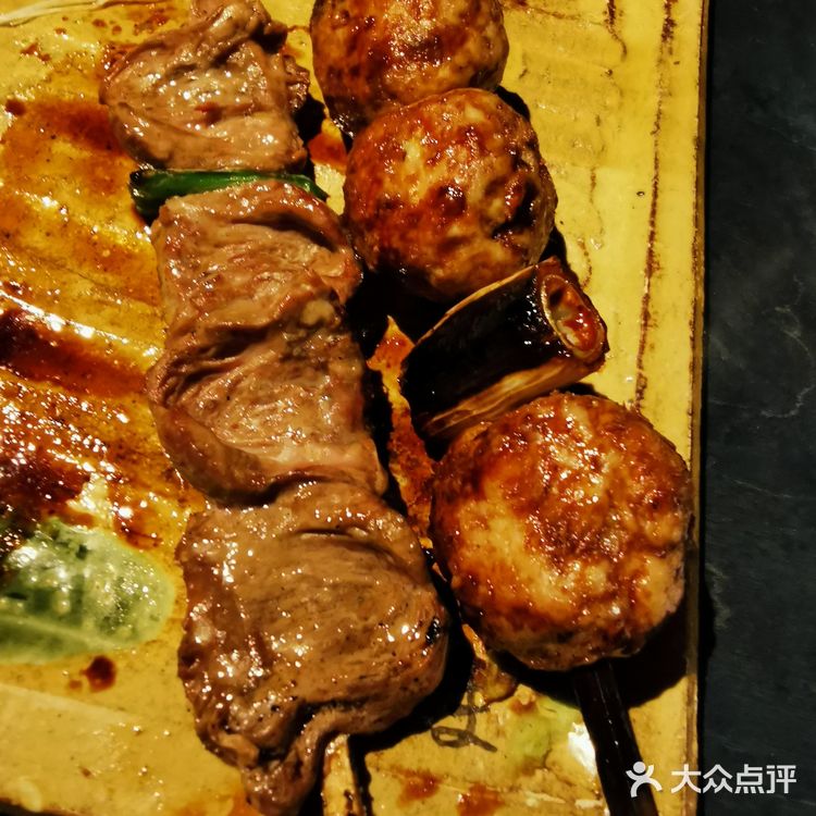 ダイニング焼き鳥（洋风烤串）