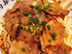 牛肉热干面-文叔·湖北名小吃·小龙虾(黄贝岭地铁站店)