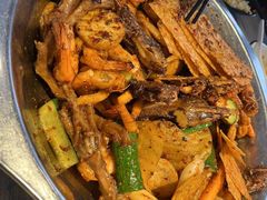 -嘎嘎鸭下巴·爆辣干锅(明教寺店)