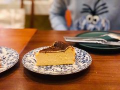 巴斯克蛋糕-Laures·月桂西班牙碳烤餐厅(十尚坊店)