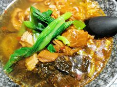 -八月美食小馆(银泰城总店)