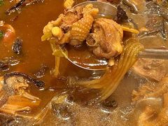-闯关东东北农家菜(崂山石老人店)
