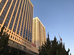 -青岛富力艾美酒店