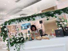 -奈雪的茶(湖滨银泰in77C区PRO店)