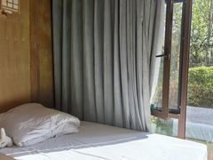 -大连金石滩绿发温泉假日酒店