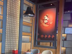 大堂-辣尚瘾·烤鱼·新川菜(交大直营店)