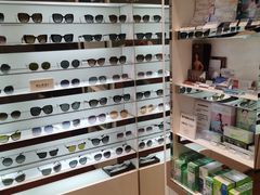 -LensCrafters亮视点·OAKLEY精选(静安嘉里中心店)