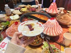 -赵美丽·重庆社区火锅·直营店(火车东站·中豪国际店)
