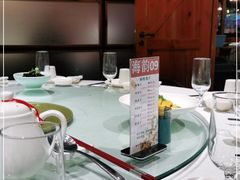 -宝燕海货工场(长江国际店)