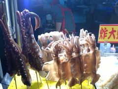 -六合夜市