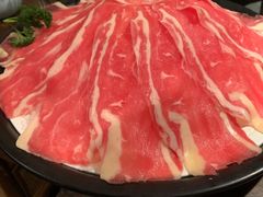 -老牌坊云南鱼豆花火锅(哈西万达店)