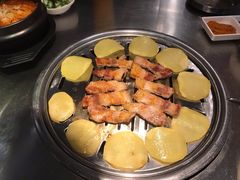 五花肉-韩聚屋韩国烤肉餐厅(新北万达店)