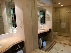 高级双床房-江门逸豪酒店