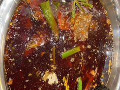 -肖肖酸萝卜鱼火锅(总店)