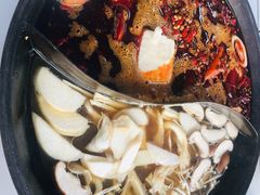 -瓜西西重庆火锅(花溪店)