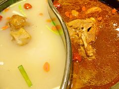 -亿诣蝎府炸酱面羊蝎子火锅(酷车小镇店)