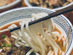 -粉吖吖·邵阳米粉(体育西路店)