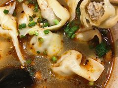 -谭师爷龙抄手(白下路店)