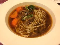 -康师傅私房牛肉面(马泉营奥莱店)