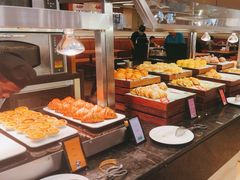 -亚龙湾希尔顿自助餐厅·海鲜·烧烤·沙滩BBQ·现场乐队